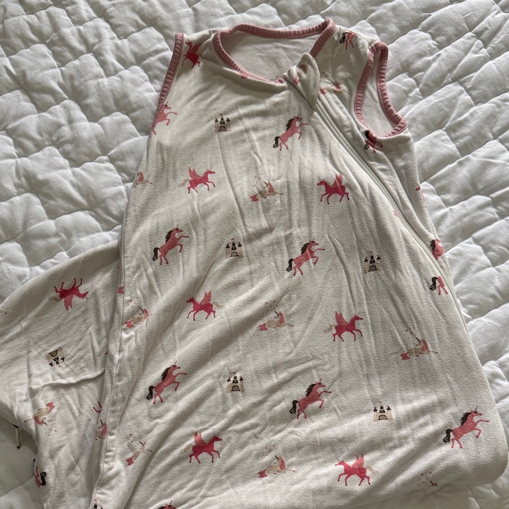 Kyte BABY Cream Sleep Sack with Pink Unicorns and Pink Trim